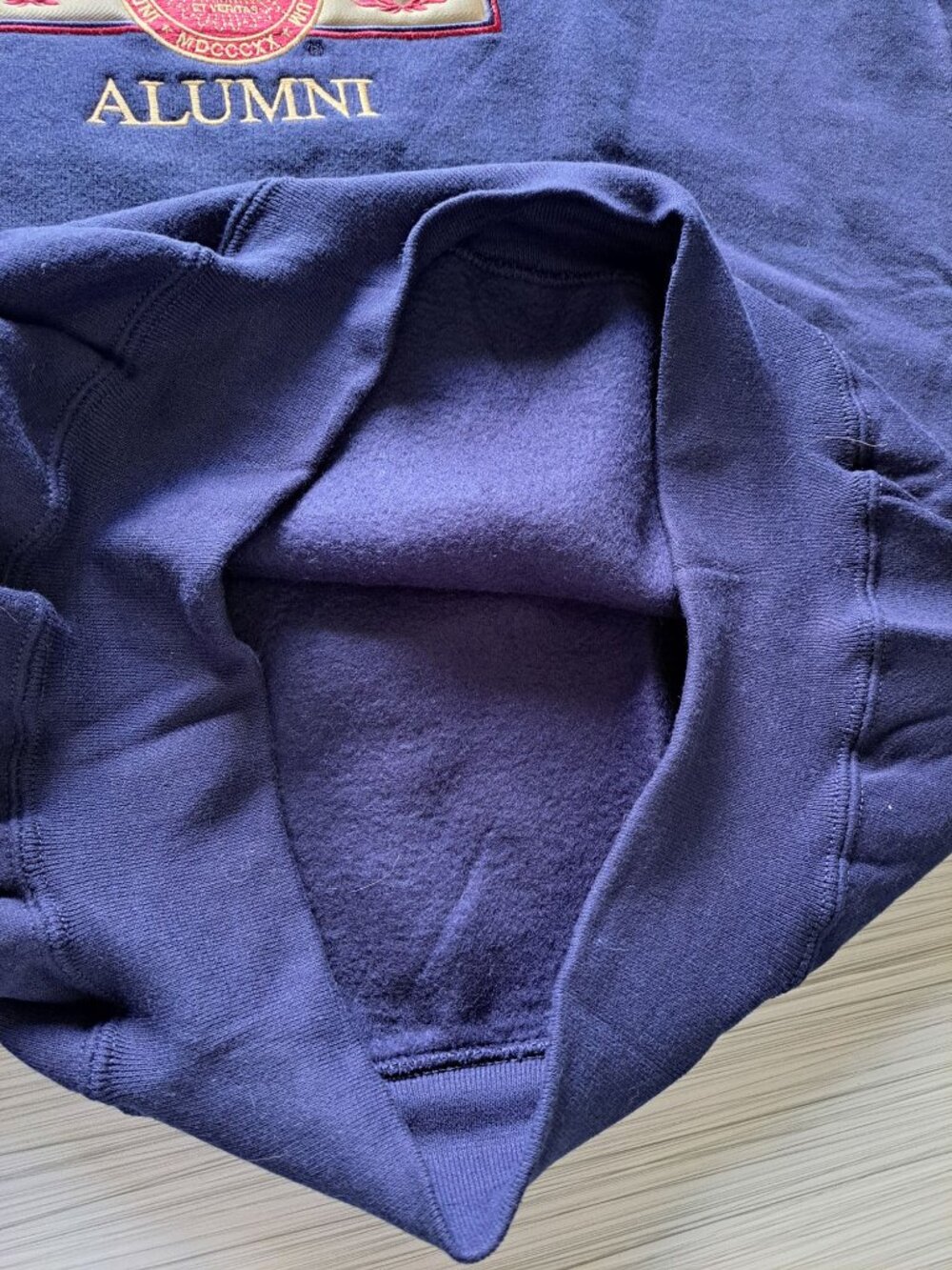 New Vtg Indiana University Alumni Navy Crewneck Sweatshirt XL USA Heavyweight - Picture 10 of 10